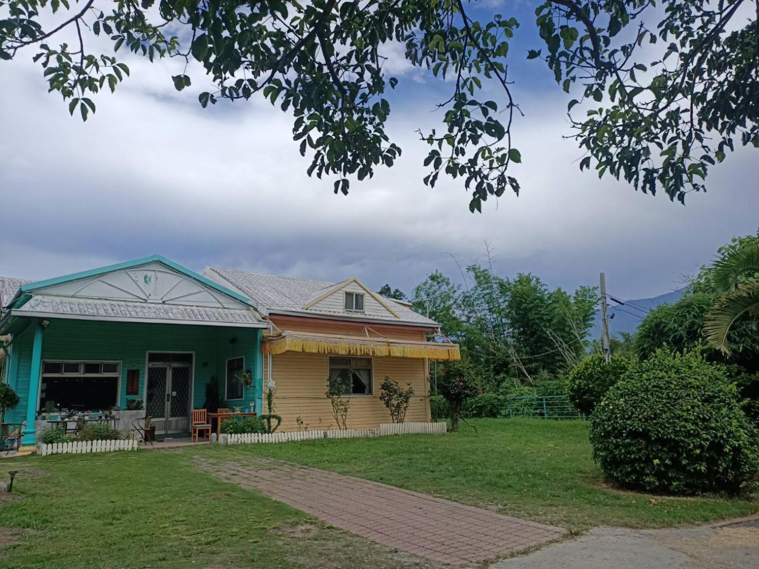 十畝田山莊會館 Hotel Chishang Bagian luar foto