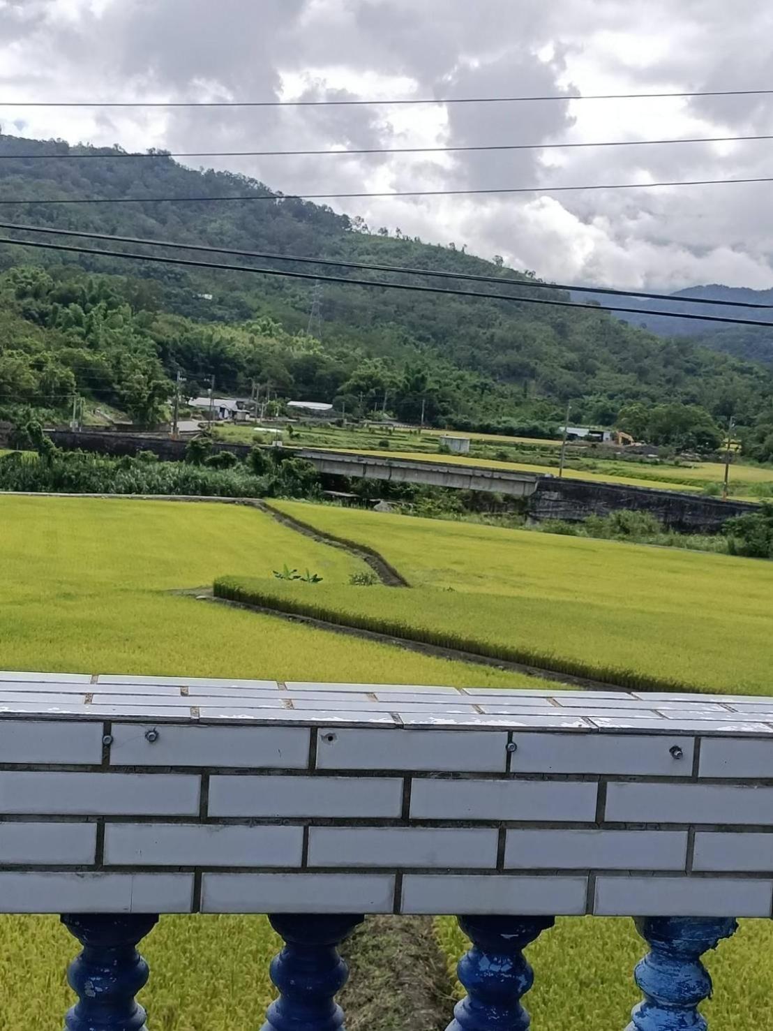 十畝田山莊會館 Hotel Chishang Bagian luar foto