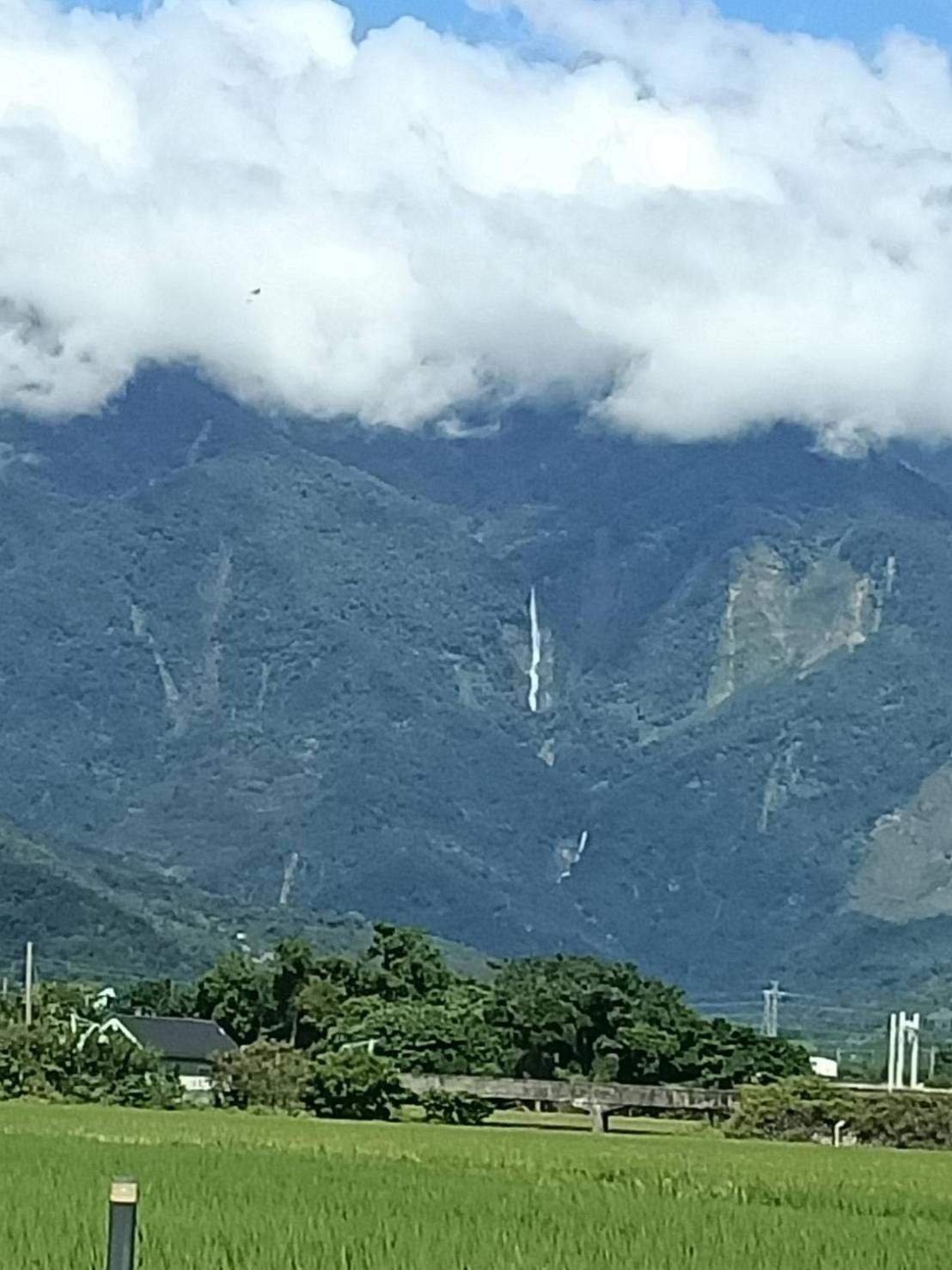 十畝田山莊會館 Hotel Chishang Bagian luar foto