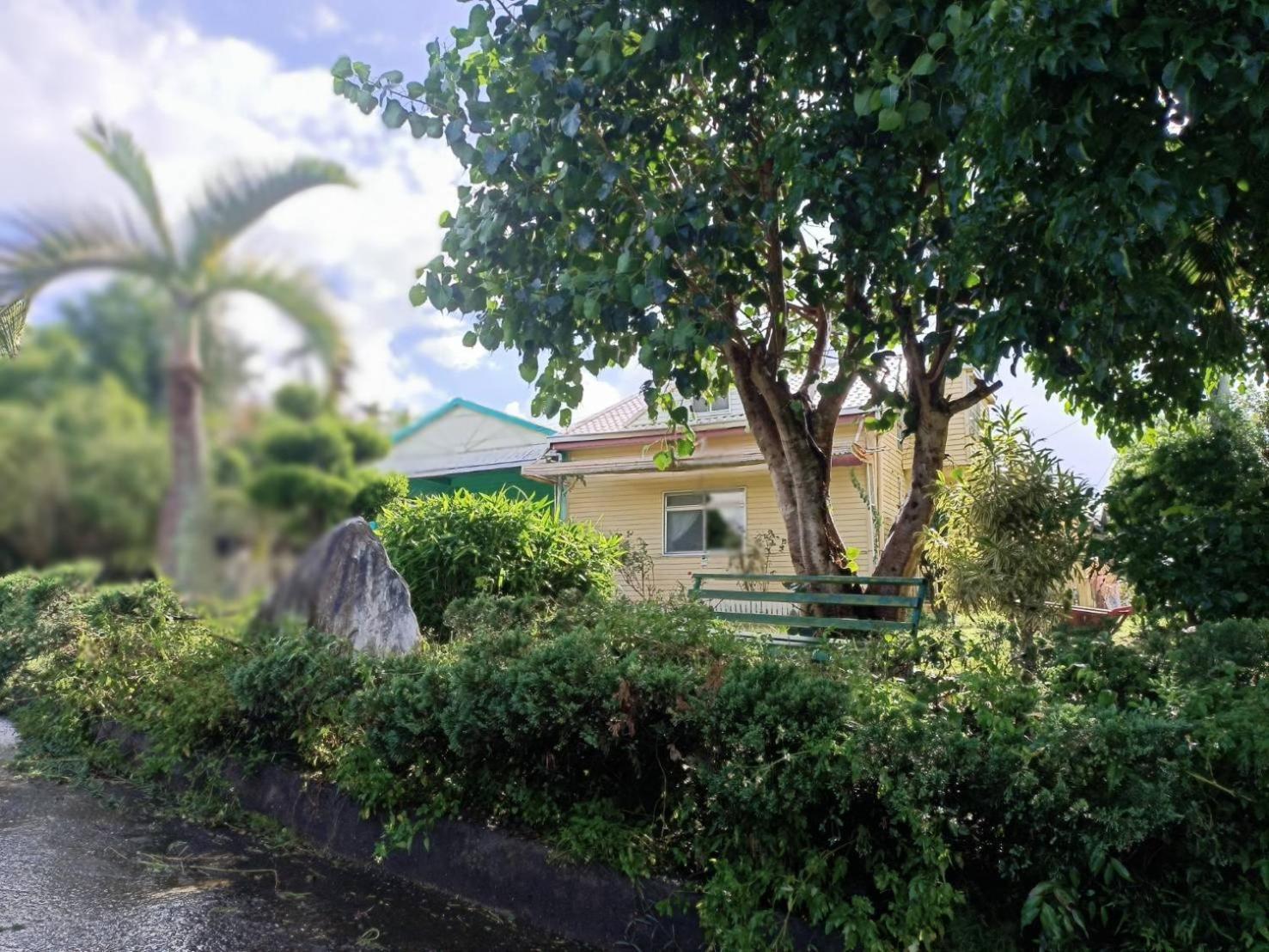 十畝田山莊會館 Hotel Chishang Bagian luar foto